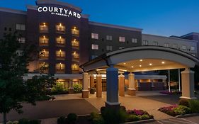 Courtyard Buffalo Airport